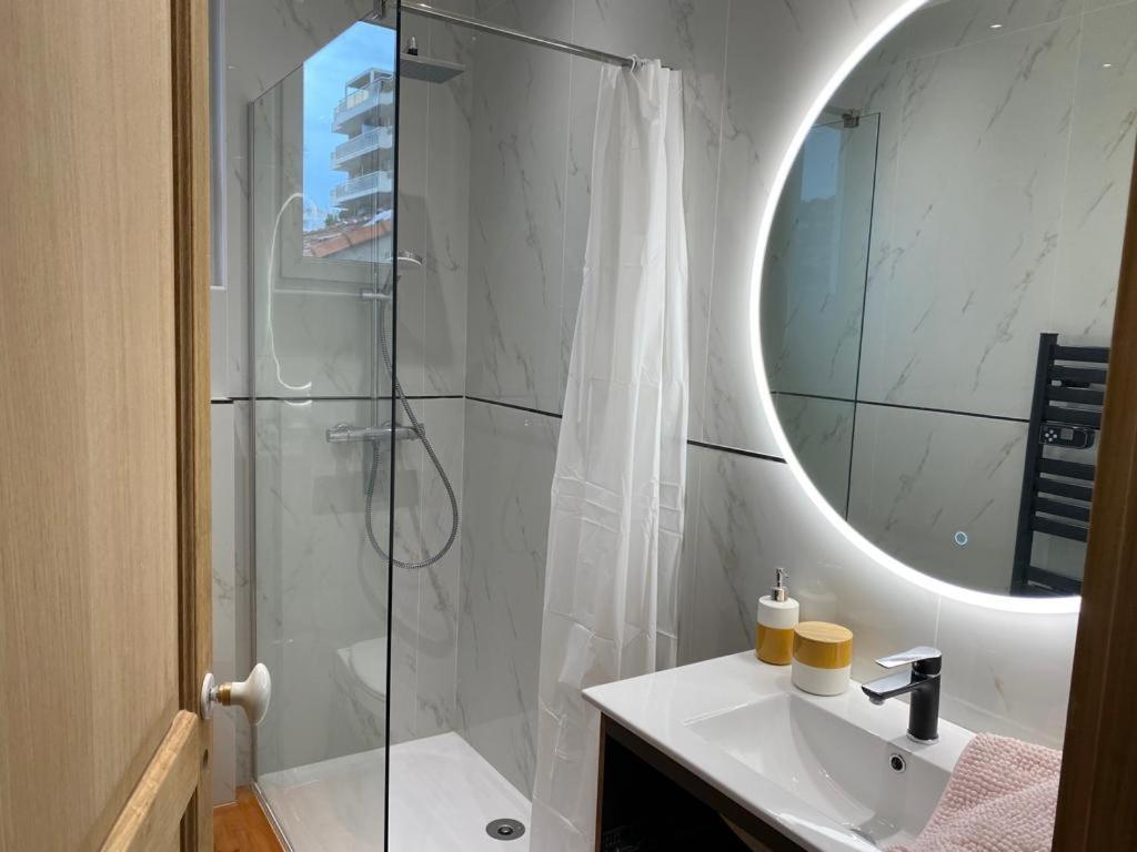 Magnifique Appartement Entierement Neuf Centre Ville Cannes 勒卡内 外观 照片